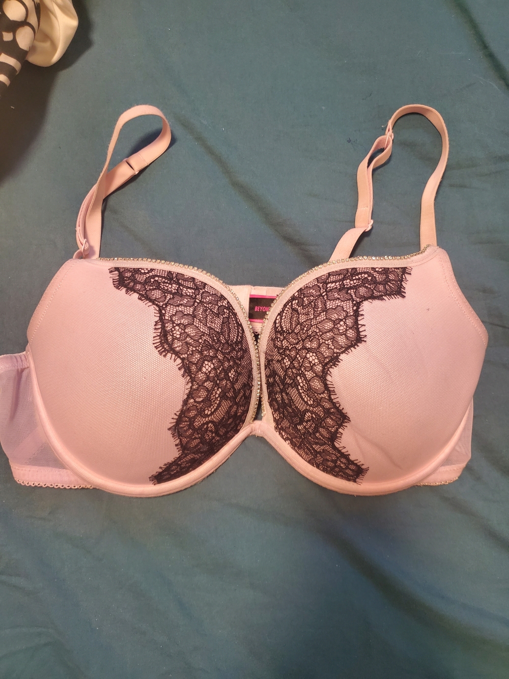 Victorias Secret Beyond Sexy Bra 38 C